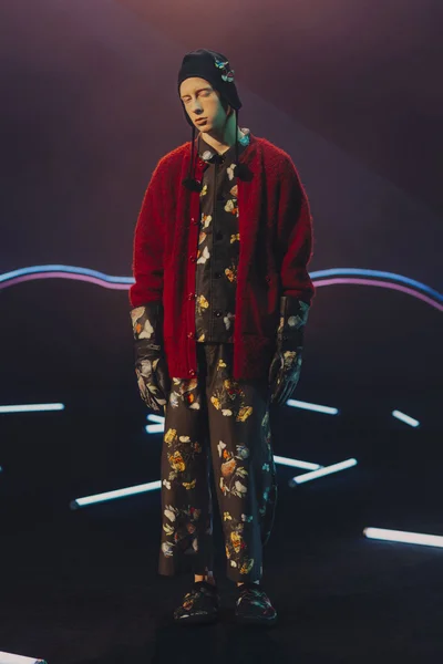 Look 48